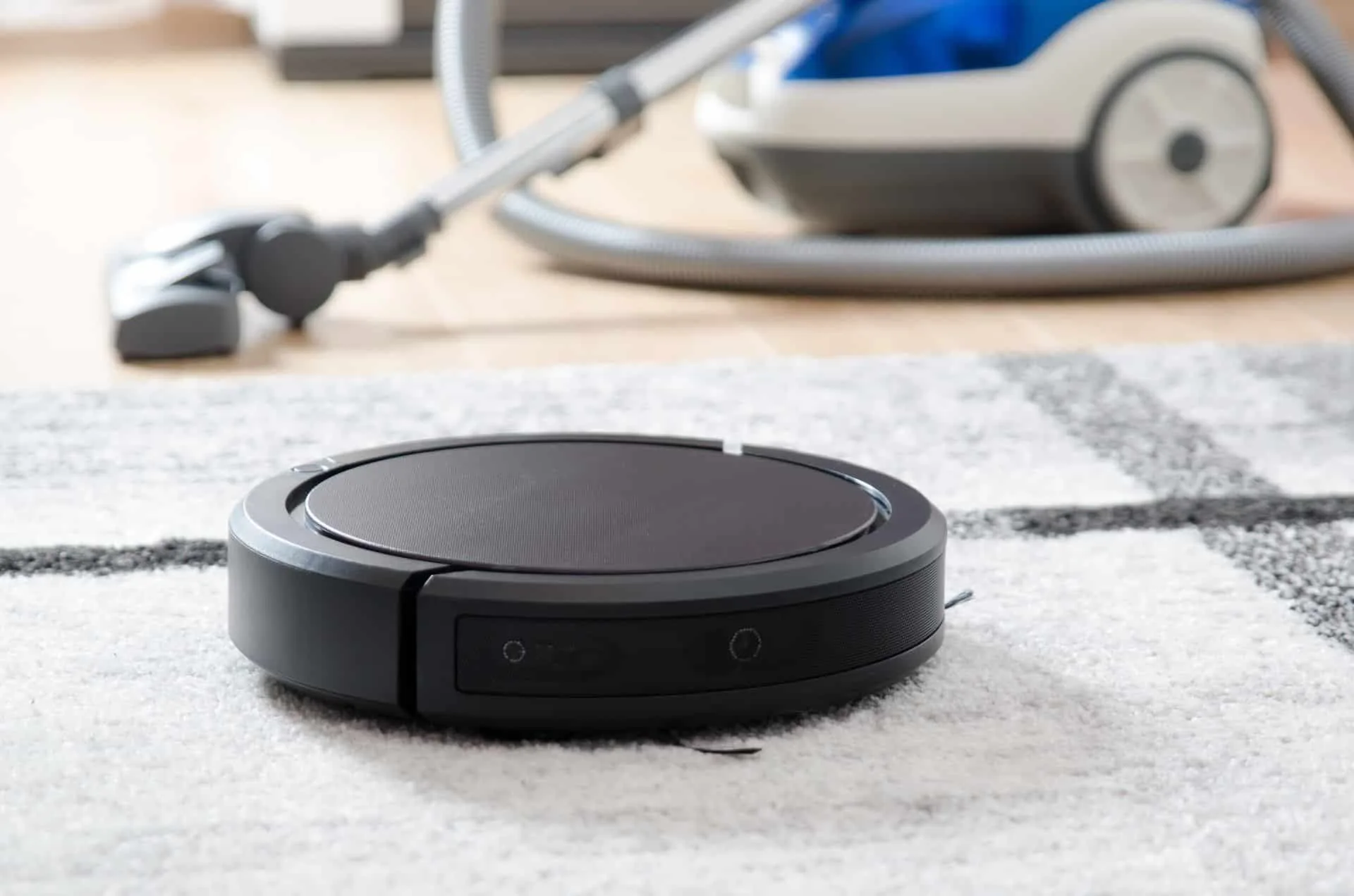 Why Robot Vacuums Can’t Beat Traditional Vacuuming 5 a traditional and robotic vacuum