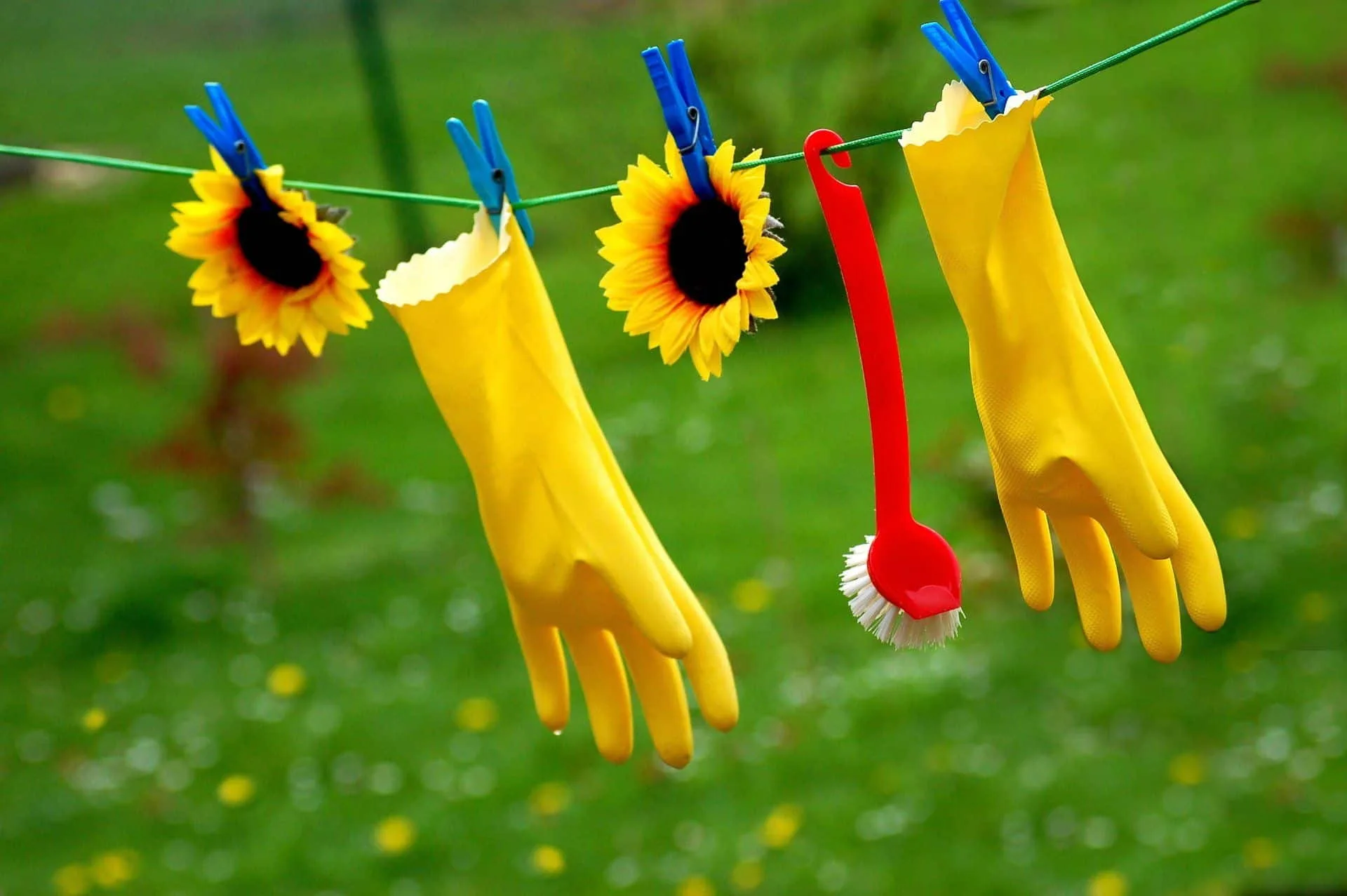 Simplify Summer Cleaning to Reduce the Summer Hustle 2 Cleaning Supplies
