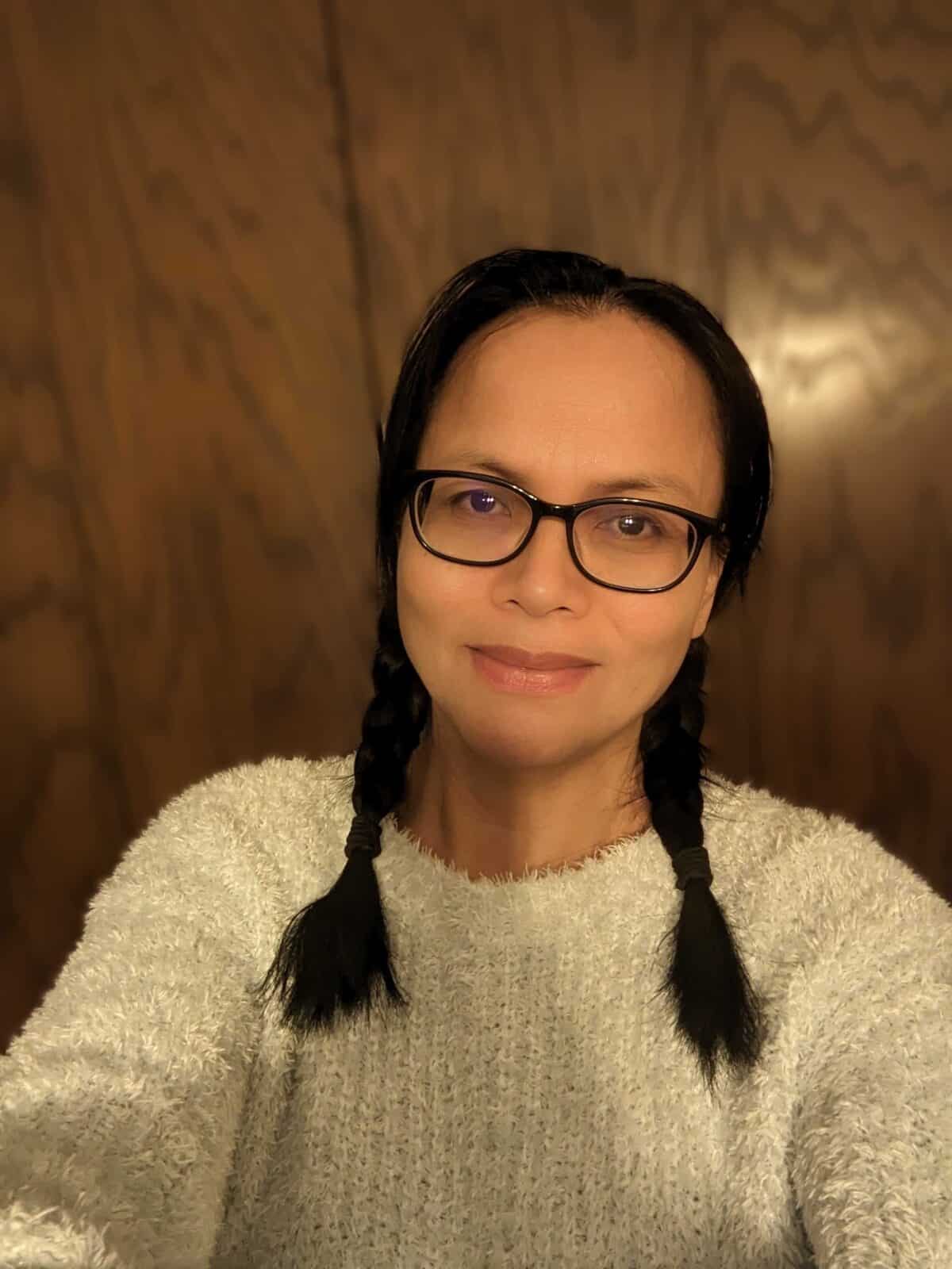 Elva M - Detroit Lakes - Solo Residential 1 pxl 20221224 231909953.portrait